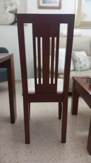 Sillas comedor  ( 6 sillas,cada una a 39.99 e )