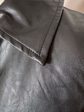 Vestido efecto piel negro “Who What Wear”