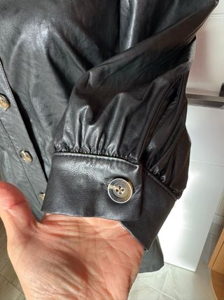 Vestido efecto piel negro “Who What Wear”