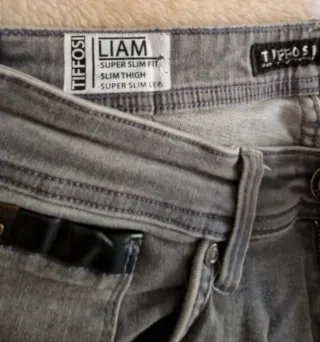 Pantalón vaquero gris hombre