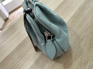 Louis Vuitton Bolso Azul Perforado