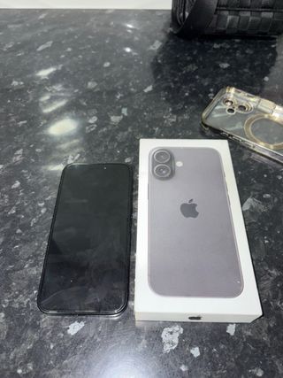 iPhone 16 Negro