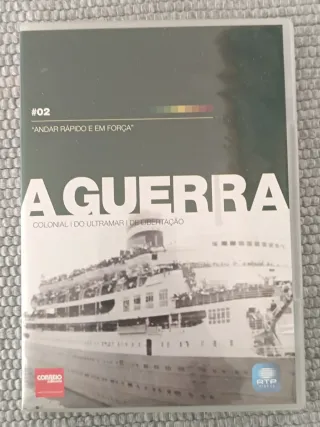 Conjunto de dois DVDs da série documental A Guerra