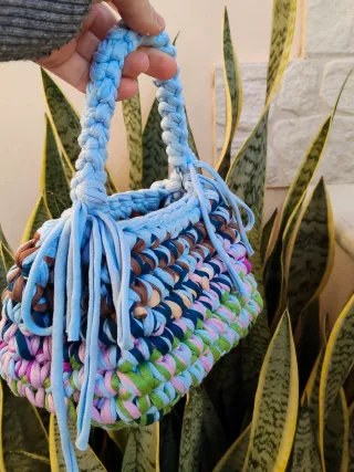 Borsetta fettuccia ad uncinetto