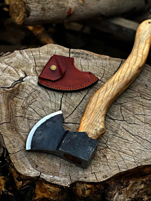 Hacha Bushcraft Acero Carbono Artesanal