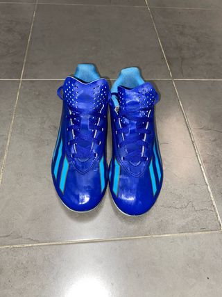 Botas de fútbol azules