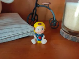 Bebé pelón. Reservado a Rogelio.