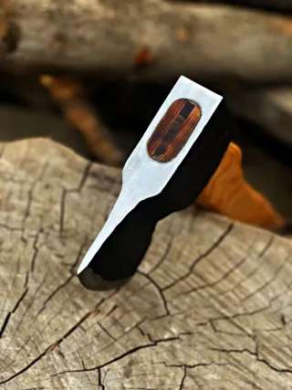 Hacha Bushcraft Acero Carbono Artesanal