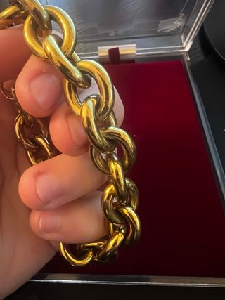 Pulseira de corrente grossa dourada