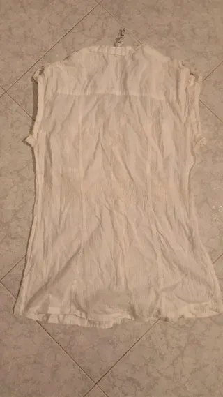 Camisa t-shirt blusa com botões leve transparente