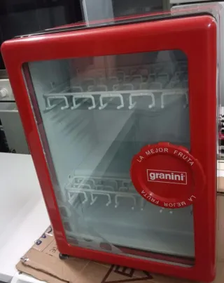 Nevera Expositora Granini Roja por 150€!