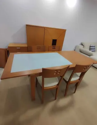 Muebles salón comedor madera