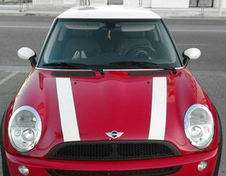Mini Cooper - Motor BMW 1.6 - Gasolina.