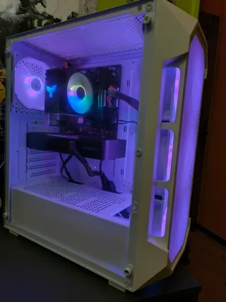 PC Gaming Ryzen 7 5800X RTX 5070 12gb.