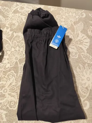 Pantalón chándal Adidas Manchester United Talla M