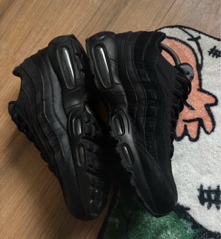 Nike Air Max 95 Talla 42.5 Negras