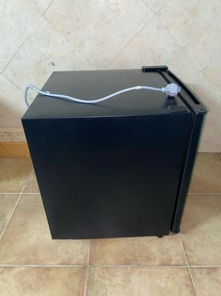 Mini Frigorífico Candy 43L Negro