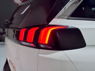 Peugeot 5008 1.5 BlueHDi 96kW (130CV) S&S Allure EAT8