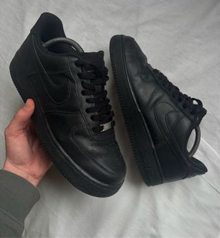 Nike Air Force 1 Talla 42.5 Negras