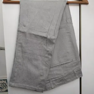 Pantalón hombre talla M gris