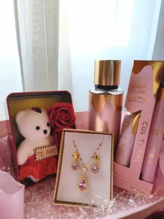 Set Regalo San Valentín Perfume y Joyería