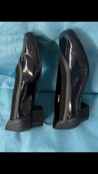 OPOR SIN ESTRENAR.20€ Zapatos Azules.