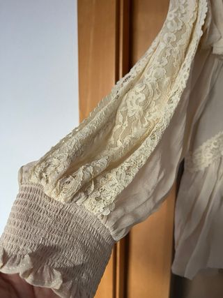 Blusa Zara Encaje T/M Colección limitada