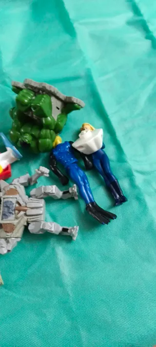 Lote figuras acción Marvel/DC