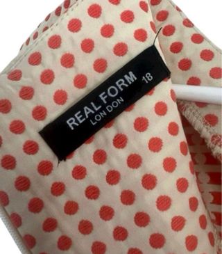 Talla M / XL. Vestido REAL FORM LONDON