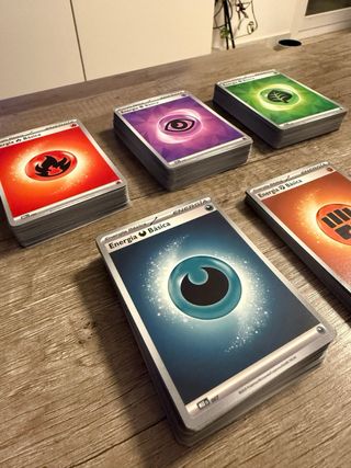 Mega Lote 220 Cartas de Energía Pokémon - Básicas