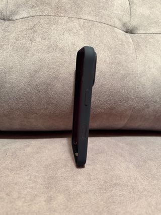 Funda iPhone 17 Pro Negra Silicone