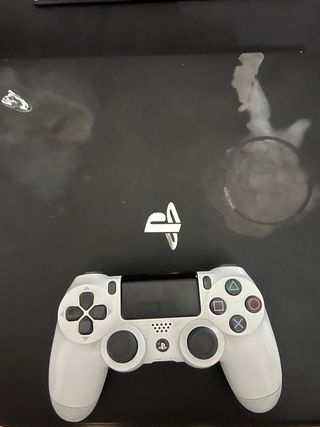 PlayStation 4 Pro 1TB Negra