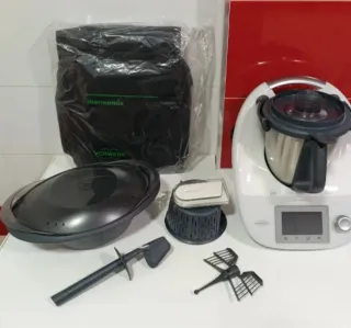 Thermomix TM5 Vorwerk con accesorios