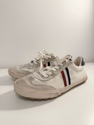 Zapatillas Ganso Beige y Blancas