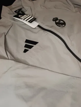 Chaqueta Adidas Gris Real Madrid
