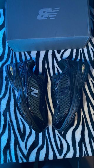 New Balance 509 black / olive