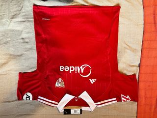 Camiseta y calzonas Sevilla FC 25/26
