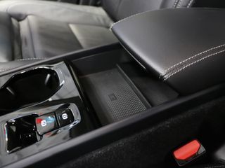 Volvo XC40 T4 Twin Recharge Inscription Auto 155 kW (211 CV)
