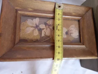 Cajas de madera decoradas con flores secas