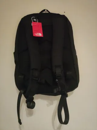 Mochila The North Face Negra y Gris