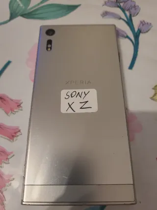 Sony Xperia XZ Argento