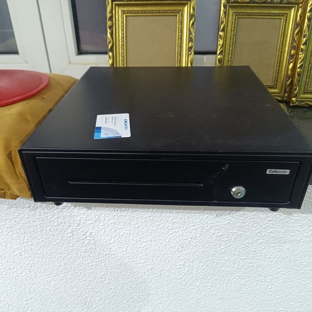 Caja Registradora Manual Safescan con Llaves