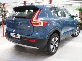 Volvo XC40 T4 PHEV Recharge Core Auto 155 kW (211 CV)