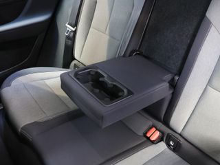 Volvo XC40 T4 PHEV Recharge Core Auto 155 kW (211 CV)