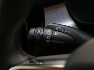 Volvo XC40 T4 PHEV Recharge Core Auto 155 kW (211 CV)