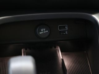 Volvo XC40 T4 PHEV Recharge Core Auto 155 kW (211 CV)