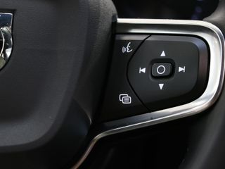 Volvo XC40 T4 PHEV Recharge Core Auto 155 kW (211 CV)