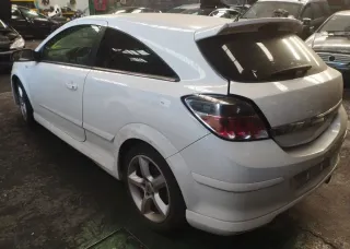 Despiece Opel Astra GTC