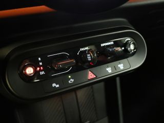 MINI MINI 5 Puertas Cooper C 115 kW (156 CV)