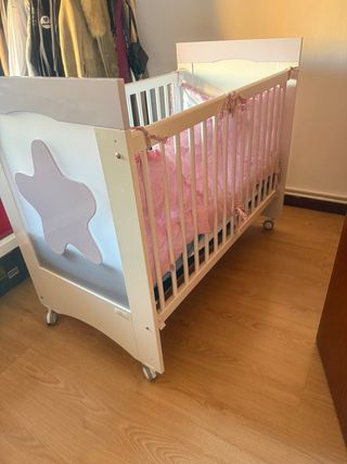 Cuna Alondra con estrella  prácticamente nueva